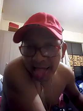 Snapshot of ardiente47 chatting on 09-15-25, 02:44 ardiente47 online show from 09-15-25, 02:44