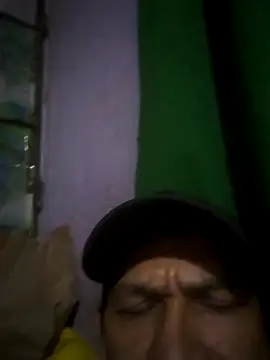 Snapshot of ardiente47 chatting on 09-21-25, 03:30 ardiente47 online show from 09-21-25, 03:30