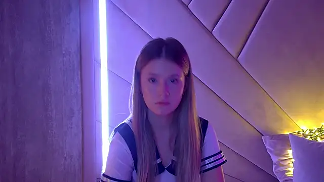 MilanaBalmain online show from 09-23-25, 05:16