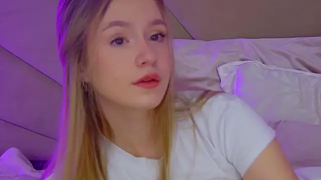 MilanaBalmain online show from 10-07-25, 04:20