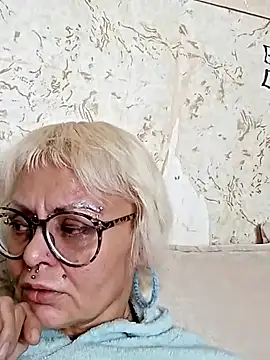 Snapshot of Gardener_of_Illusions chatting on 03-06-25, 01:03 Gardener of Illusions online show from 03-06-25, 01:03