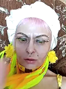 Snapshot of Gardener_of_Illusions chatting on 03-22-25, 06:33 Gardener of Illusions online show from 03-22-25, 06:33