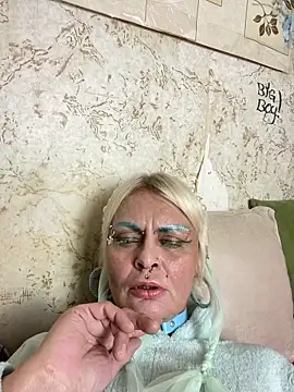 Snapshot of Gardener_of_Illusions chatting on 09-14-25, 11:26 Gardener of Illusions online show from 09-14-25, 11:26