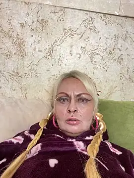 Snapshot of Gardener_of_Illusions chatting on 09-24-25, 12:14 Gardener of Illusions online show from 09-24-25, 12:14