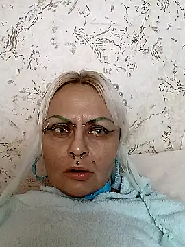 Snapshot of Gardener_of_Illusions chatting on 10-10-25, 10:36 Gardener of Illusions online show from 10-10-25, 10:36