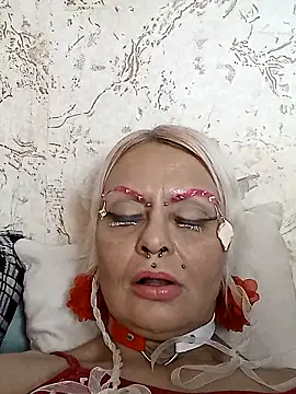 Snapshot of Gardener_of_Illusions chatting on 11-21-25, 11:53 Gardener of Illusions online show from 11-21-25, 11:53