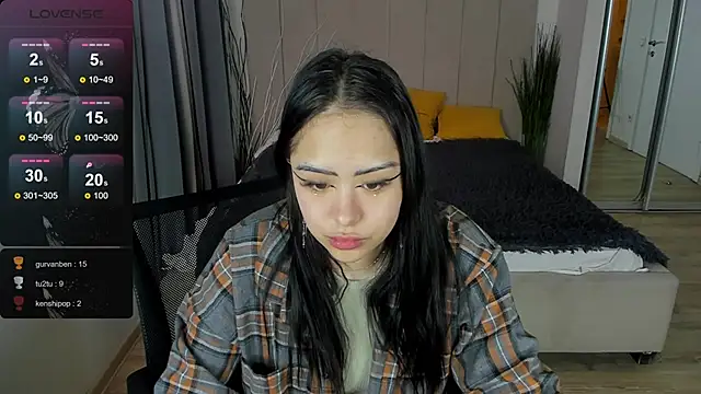 baby  kim online show from 01-23-25, 03:16