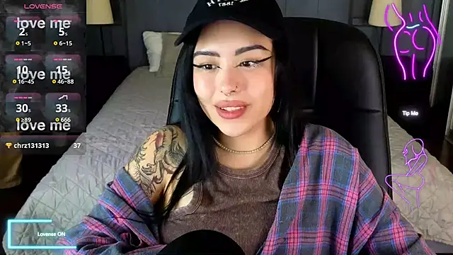 Snapshot of baby__kim chatting on 12-20-25, 09:00 baby kim online show from 12-20-25, 09:00