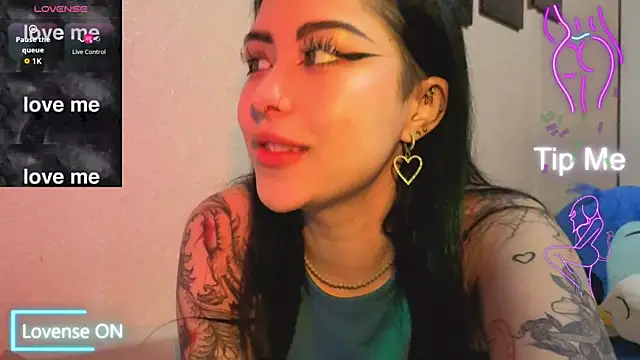 Snapshot of baby__kim chatting on 02-03-26, 08:36 baby kim online show from 02-03-26, 08:36