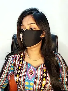 Snapshot of Tapur- chatting on 11-29-25, 01:58 Tapur- online show from 11-29-25, 01:58