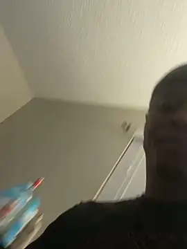 Snapshot of megstarzxxx chatting on 10-05-25, 12:42 megstarzxxx online show from 10-05-25, 12:42