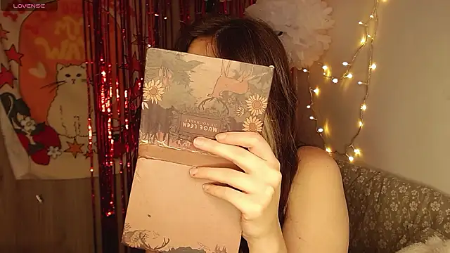 cherrybom969 online show from 12-02-24, 04:09