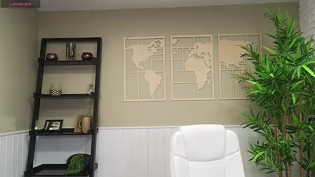 LadyLeea online show from 01-15-25, 08:41