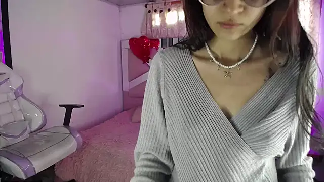 Mia Fischer online show from 02-16-25, 11:59