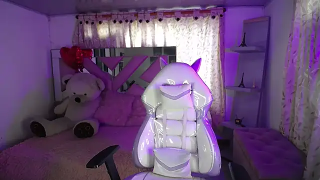 Mia Fischer online show from 02-22-25, 07:03