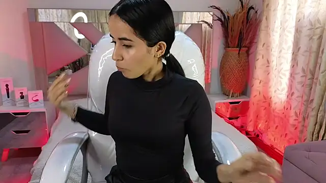 Mia Fischer online show from 03-13-26, 11:39