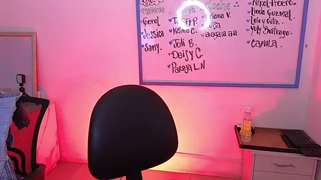 Mia Fischer online show from 03-21-26, 11:48