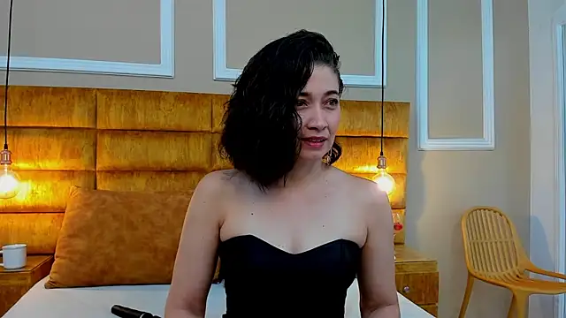 Snapshot of adarussell chatting on 01-26-25, 02:08 adarussell online show from 01-26-25, 02:08