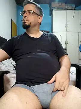 Snapshot of MrBig_2024 chatting on 02-12-25, 09:01 MrBig 2024 online show from 02-12-25, 09:01