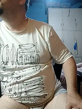Snapshot of MrBig_2024 chatting on 02-24-25, 04:26 MrBig 2024 online show from 02-24-25, 04:26