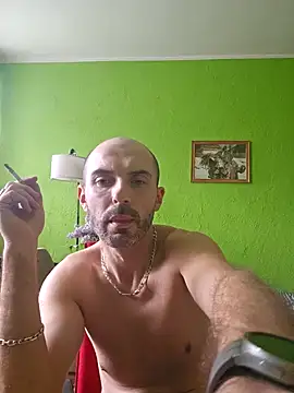 Snapshot of STANISLAW621162 chatting on 05-10-26, 10:20 STANISLAW621162 online show from 05-10-26, 10:20
