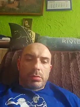 Snapshot of STANISLAW621162 chatting on 05-21-26, 11:39 STANISLAW621162 online show from 05-21-26, 11:39