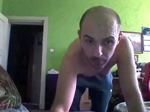 STANISLAW621162 online show from 07-04-26, 04:24