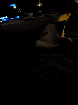 Snapshot of Polish41 chatting on 10-19-25, 02:01 Polish41 online show from 10-19-25, 02:01