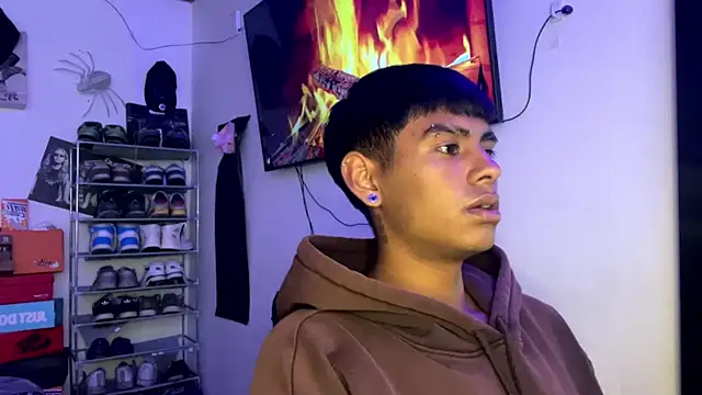  Billowy  online show from 11-24-25, 06:07