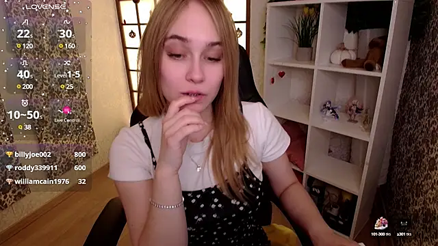 LianaBright online show from 01-30-25, 08:01