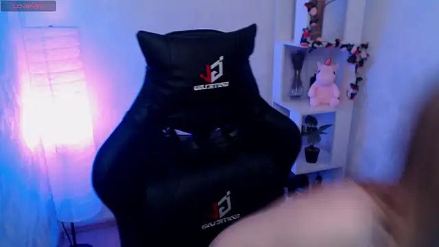 LianaBright online show from 03-03-25, 05:09