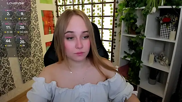 LianaBright online show from 03-09-25, 02:07