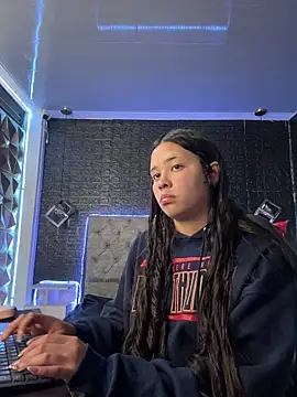 Paloma  LS online show from 04-11-26, 07:29