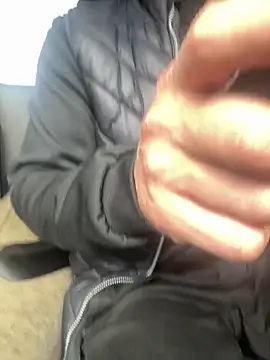 AlexGWoW online show from 04-16-26, 07:09