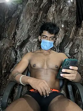 rony6663 online show from 11-04-25, 05:12