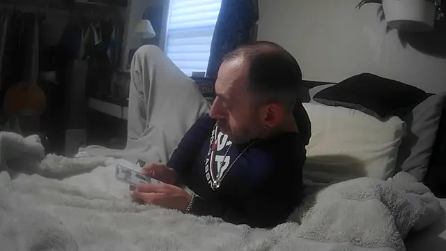 Snapshot of smokee_parT903 chatting on 09-30-25, 06:02 smokee parT903 online show from 09-30-25, 06:02