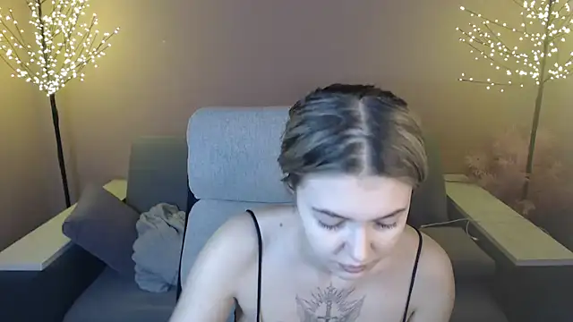 Snapshot of Ritaneer chatting on 12-04-24, 09:07 Ritaneer online show from 12-04-24, 09:07