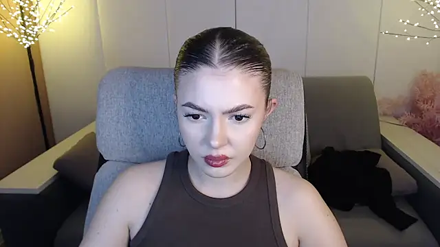 Snapshot of Ritaneer chatting on 03-14-25, 01:13 Ritaneer online show from 03-14-25, 01:13