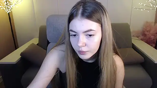 Snapshot of Ritaneer chatting on 03-15-25, 09:09 Ritaneer online show from 03-15-25, 09:09