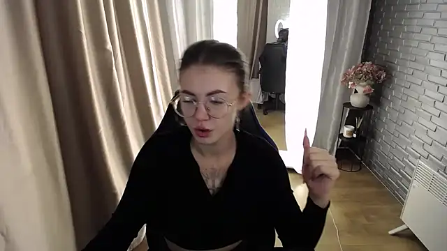 Snapshot of Ritaneer chatting on 09-10-25, 08:03 Ritaneer online show from 09-10-25, 08:03