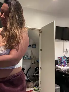 TEMPTING-TAMMY online show from 03-09-26, 06:17