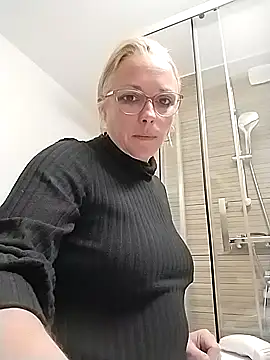 Doucelouve9 online show from 03-16-26, 02:21