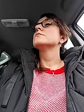 Snapshot of stunning_Rosi chatting on 12-19-24, 11:29 stunning Rosi online show from 12-19-24, 11:29