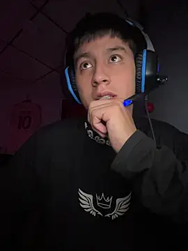 Snapshot of Stiven_017 chatting on 01-11-26, 12:15 Stiven 017 online show from 01-11-26, 12:15