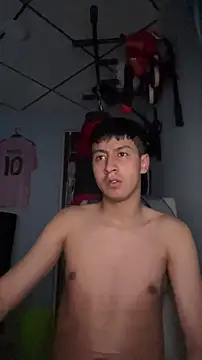 Snapshot of Stiven_017 chatting on 02-20-26, 04:53 Stiven 017 online show from 02-20-26, 04:53