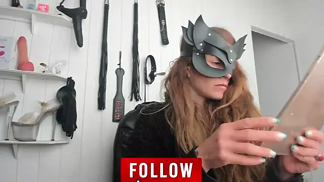 jessiburningheels online show from 09-10-25, 03:12