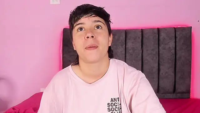 AbbySmiitth  online show from 02-08-25, 12:28