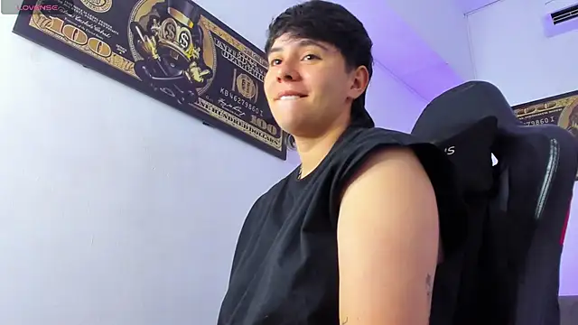 AbbySmiitth  online show from 03-09-25, 03:27