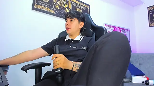 AbbySmiitth  online show from 03-12-25, 12:36