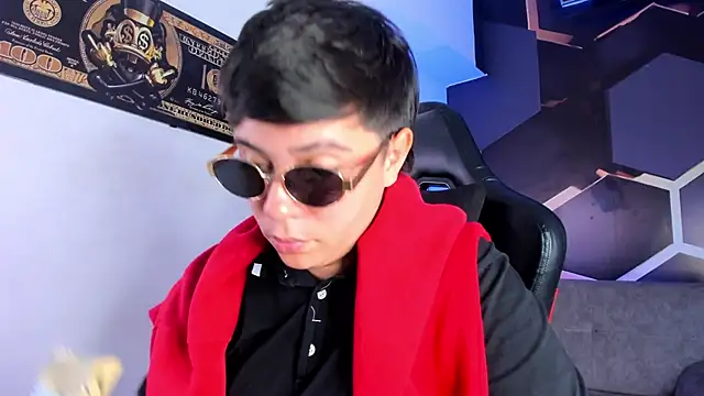 AbbySmiitth  online show from 10-04-25, 07:12